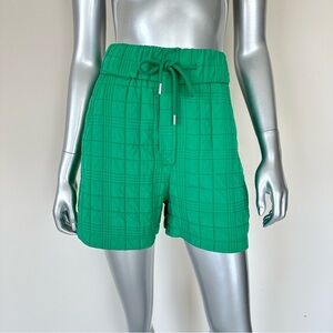 NEW!!! Women shorts size S
